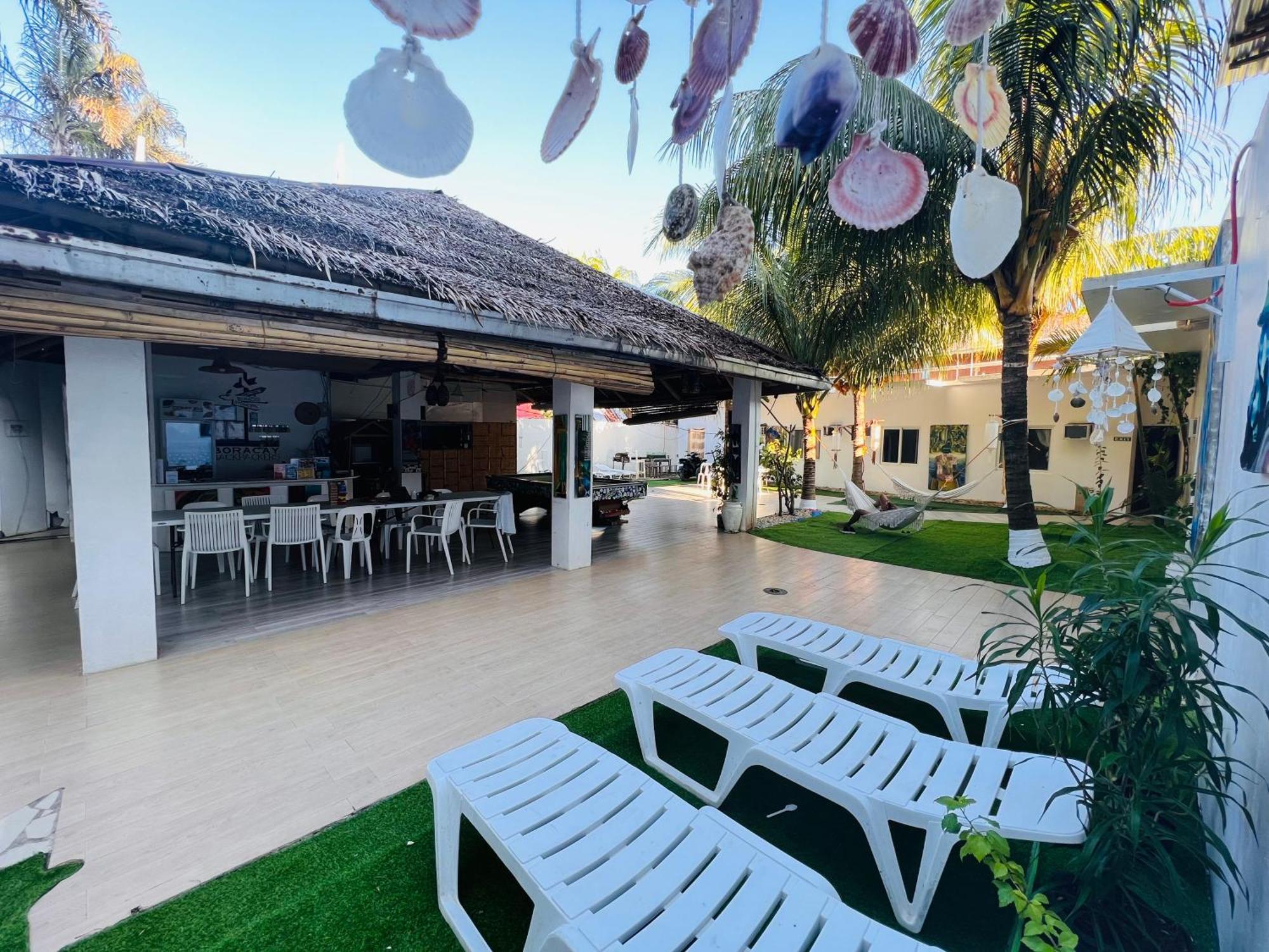 A Pousada Boracay Backpackers Balabag  Exterior foto